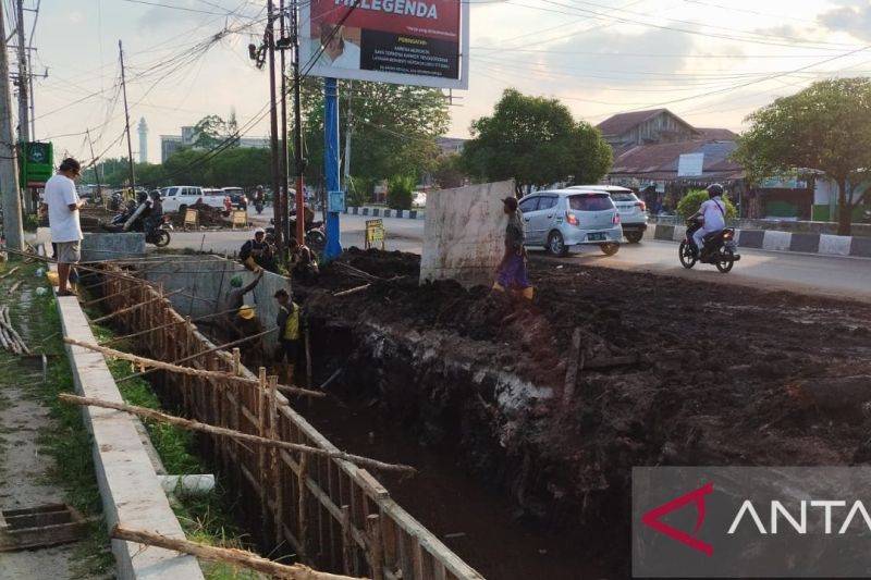 Pemko Palangka Raya Perbaiki 93 Ruas Jalan hingga Agustus