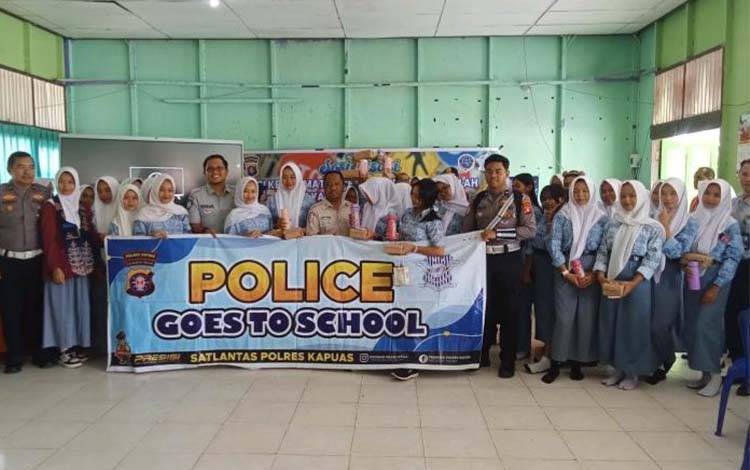 Dishub Kapuas Edukasi Siswa SMAN 1 Kapuas Timur tentang Keselamatan Berlalulintas