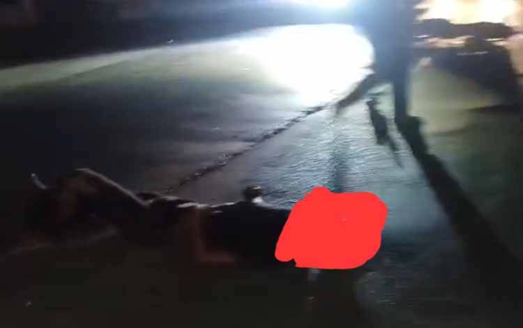Kecelakaan Tunggal, Seorang Pemuda Terkapar di Jalan Pati Rumbih Kapuas