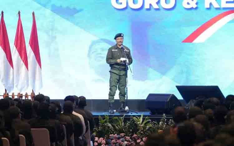 Menteri Sosial Saifullah Yusuf dalam acara Pembekalan Guru dan Kepala Sekolah Rakyat di Jakarta International Expo (JIExpo) Kemayoran, Jakarta, Jumat (22/8/2025). ANTARA/HO-Kemensos
