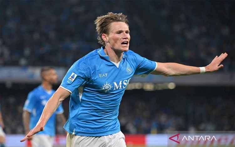 Napoli Buka Musim dengan Kemenanggan 2-0 atas Sassuolo