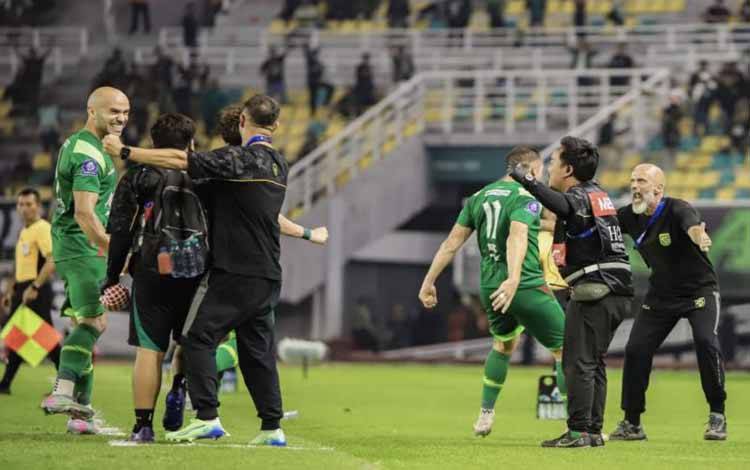 Pelatih Persebaya Puji Kolektivitas Pemain Usai Bungkam Bali United