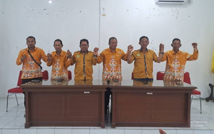 KTNA Kobar menyatakan dukungannya pada Pemkab Kobar untuk mengambil langkah banding, terkait dimenangkannya gugatan dari pihak penggugat atas lahan demplot pertanian di Jalan Padat Karya, Kelurahan Baru, Minggu, 24 Agustus 2025