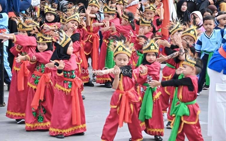 Senam Anak Ceria Meriahkan HUT HIMPAUDI di Palangka Raya