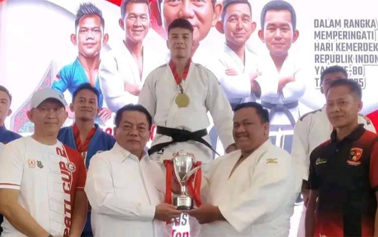 Bupati Kapuas Tutup Kejuaraan Judo Bupati Cup II, Harap Atlet Terus Berprestasi