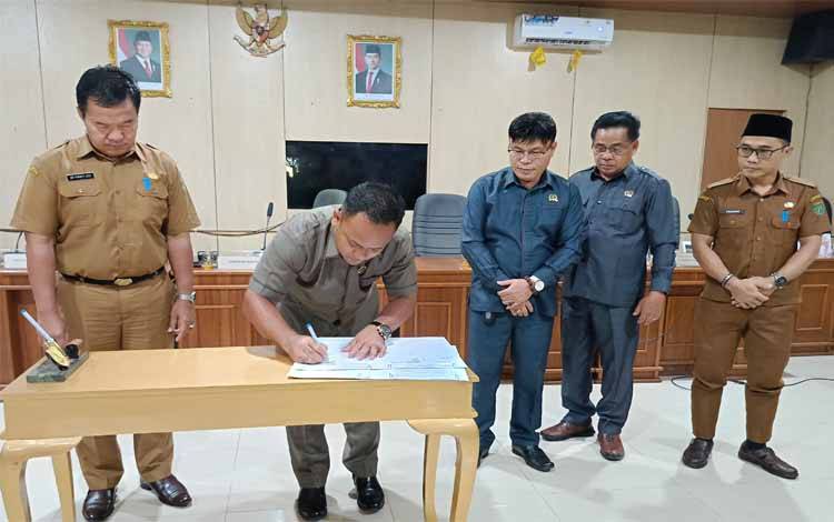 DPRD Barito Timur Tuntaskan Penyempurnaan Raperda Pengelolaan Air Limbah Domestik