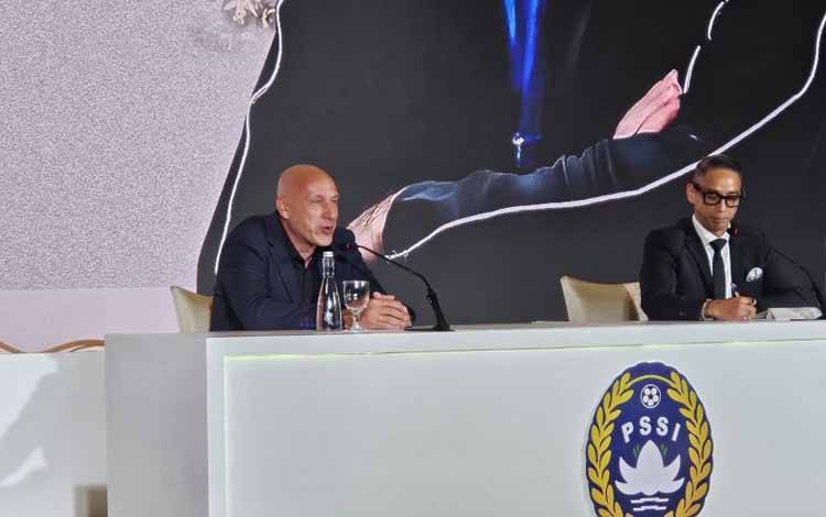 PSSI Tunjuk Alex Zwiers sebagai Direktur Teknik yang Baru