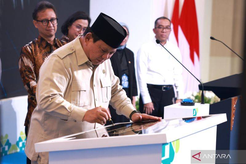 RI Kekurangan Dokter, Prabowo Target Buka 30 Fakultas Kedokteran Baru