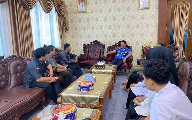 Bawaslu Audiensi Bersama Bupati Seruyan untuk Sampaikan Rencana Kegiatan