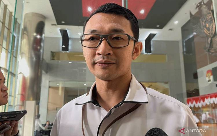 KPK Panggil Kasi Pidsus Kejari Kolaka dan Plt Kadis PUPR Kolaka Timur