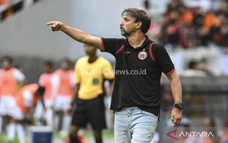 Souza dan Cardoso Sesalkan Laga Lawan Dewa Tanpa Kehadiran Penonton