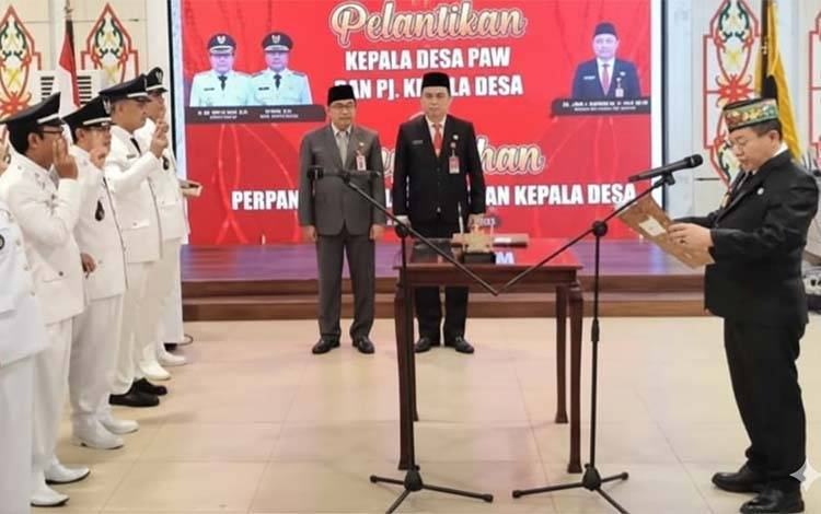 Bupati Kapuas Lantik Kepala Desa dan Perpanjang Masa Jabatan Pejabat Sementara