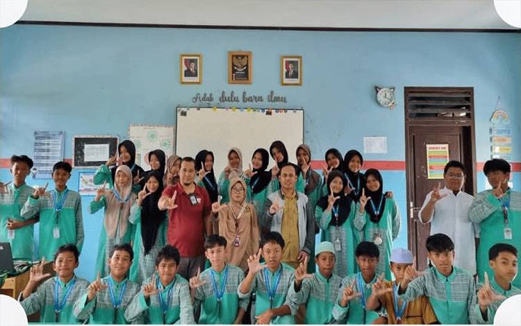 Balai Bahasa Kalteng Pantau RBD di Sukamara, Sukardi Gau: Bahasa Daerah Adalah Identitas Bangsa