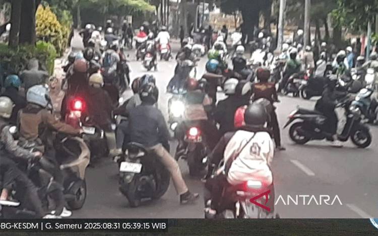 Mahasiswa UPI Bandung Jadi Korban Penusukan OTK di Tengah Demo
