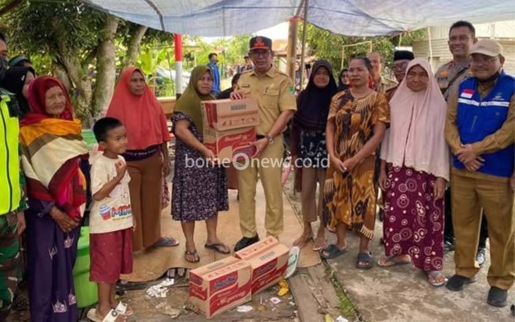 Bantuan Korban Angin Puting Beliung di Kapuas Murung Mulai Disalurkan