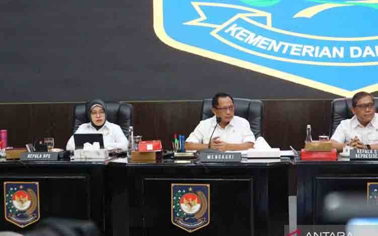Mendagri Instruksikan Tunda Semua Kegiatan Seremonial dan Pemborosan