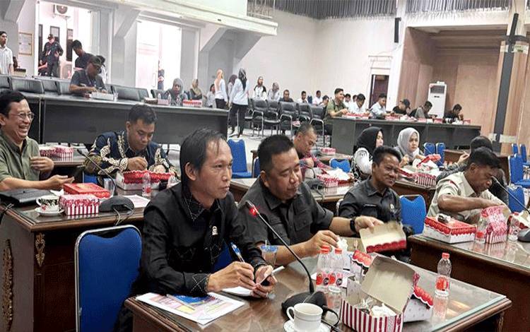 DPRD Barut Apresiasi Langkah Aliansi Masyarakat Adat Dayak, Soroti Masalah Kawasan Hutan dan Perizinan