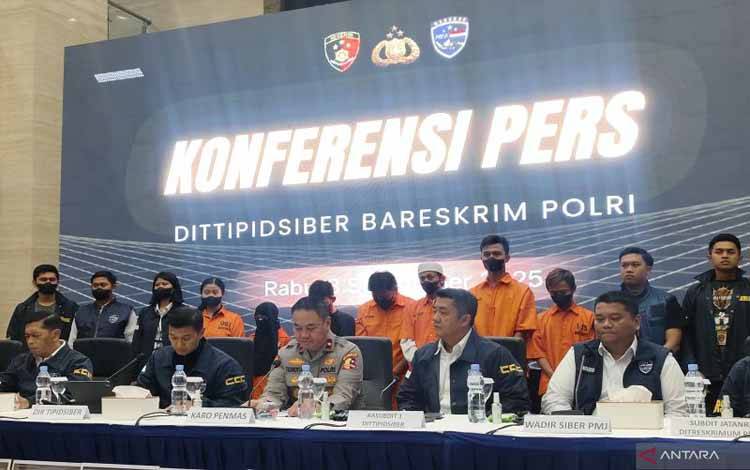 Polri Tangkap Suami Istri Penghasut Aksi Geruduk Rumah Ahmad Sahroni