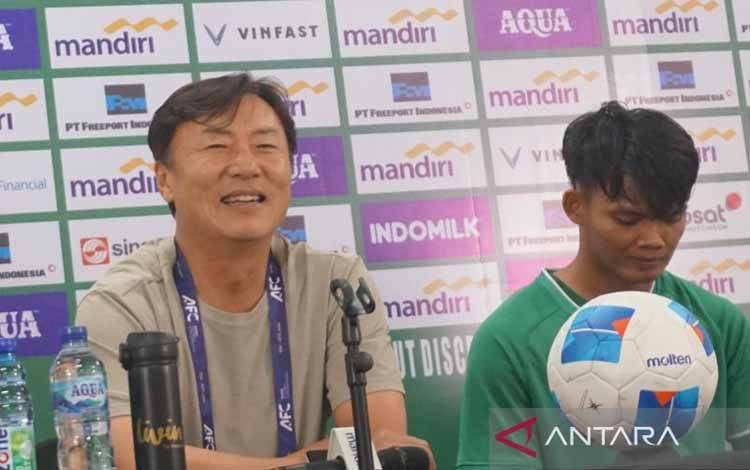 Laos Nilai Kekuatan Indonesia Menurun, Lebih Kuat di Era Shin Tae-yong