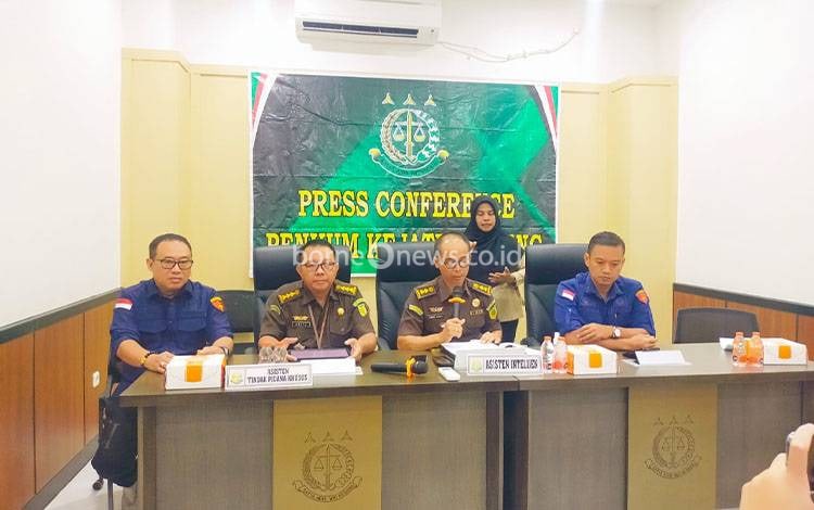 Rugikan Negara Rp 1,3 Triliun, Kejati Kalteng Tingkatkan Status Kasus Dugaan Korupsi Ekspor Zircon PT Investasi Mandiri ke Tahap Penyidikan