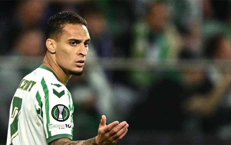 Antony Tolak Bayern Muenchen, Hanya Ingin Real Betis