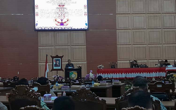 DPRD Palangka Raya Rapat Paripurna Bahas Penyempurnaan Evaluasi Gubernur atas APBD 2024