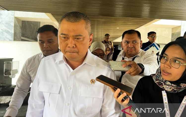 Menhub Sampaikan Duka atas Heli Jatuh di Kalsel dengan 8 Korban Jiwa
