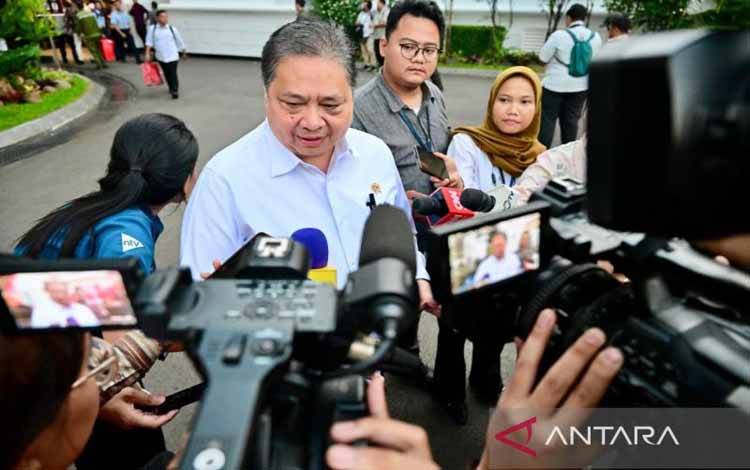 Menko bidang Perekonomian Airlangga Hartarto memberikan keterangan pers usai mengikuti rapat terbatas di Istana Kepresidenan Jakarta, Kamis (4/9/2025). ANTARA/HO-Biro Pers Sekretariat Presiden