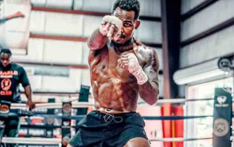 Mantan Juara Welter Super Charlo Siap Naik Ring Setelah Absen 2 Tahun