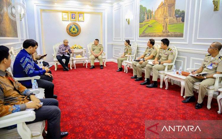 RI-Kamboja Bahas Masalah Imigrasi Seiring Lonjakan WNI di Kamboja