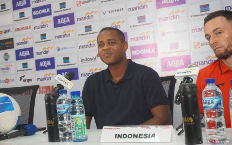 Kluivert Sudah Lama Inginkan Miliano Jonathans di Timnas Indonesia