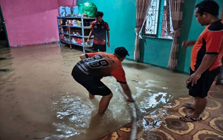 Banjir Landa Beberapa Desa di Kabupaten Lamandau Akibat Hujan Deras