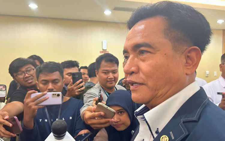 Menko Yusril Persilakan DPR Revisi Draf RUU Perampasan Aset