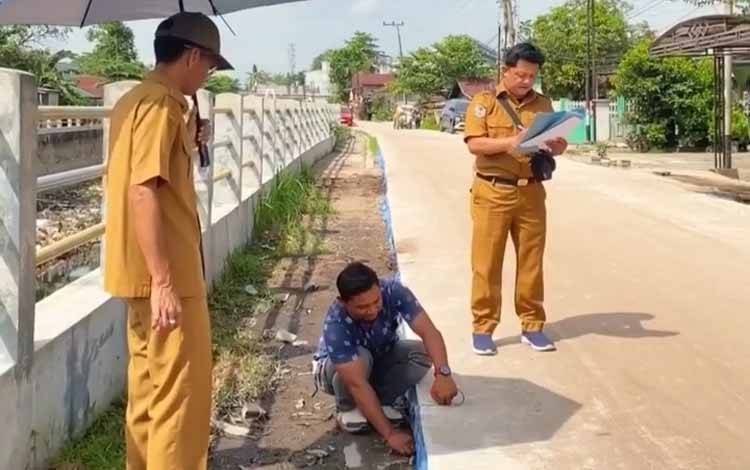 Peningkatan Jalan Sakan Rampung, Dinas PUPR Palangka Raya Lakukan Serah Terima Pekerjaan