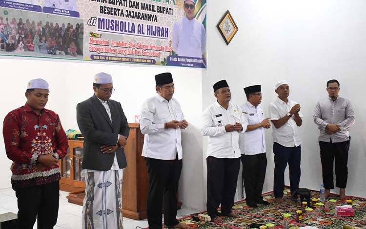 Hadiri Maulid di Desa Sigi, Wakil Bupati Pulang Pisau Ajak Umat Teladani Nabi Muhammad SAW