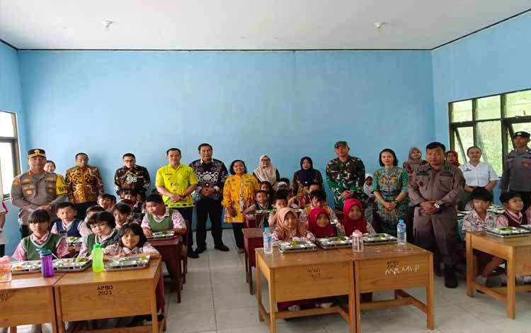 Mitra Yayasan Naungan Kasih Bahagia Sejahtera Jadi Penyedia MBG di Pulang Pisau