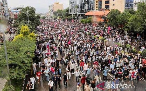 Komisi I DPR Minta WNI Segera Dievakuasi dari Nepal Imbas Kerusuhan