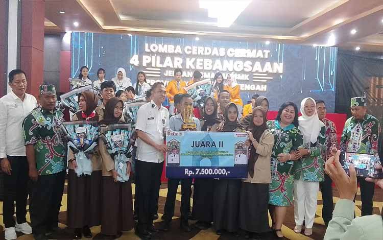 SMAN 1 Jelai Raih Juara 2 LCC Empat Pilar Berbangsa Tingkat Provinsi