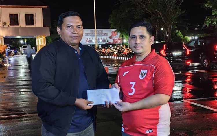 Camat Lahei Barat Apresiasi Atlet Berprestasi di FBIMBT 2025 dengan Berikan Bonus sebagai Motivasi