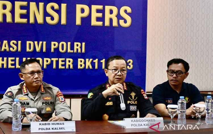 Tim DVI Polri Identifikasi 2 Jasad WNI Korban Heli Jatuh di Kalsel