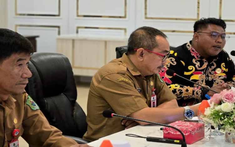 Asisten III Sekda Kapuas Tegaskan Keterbukaan Informasi Jadi Kunci Tata Kelola Pemerintahan