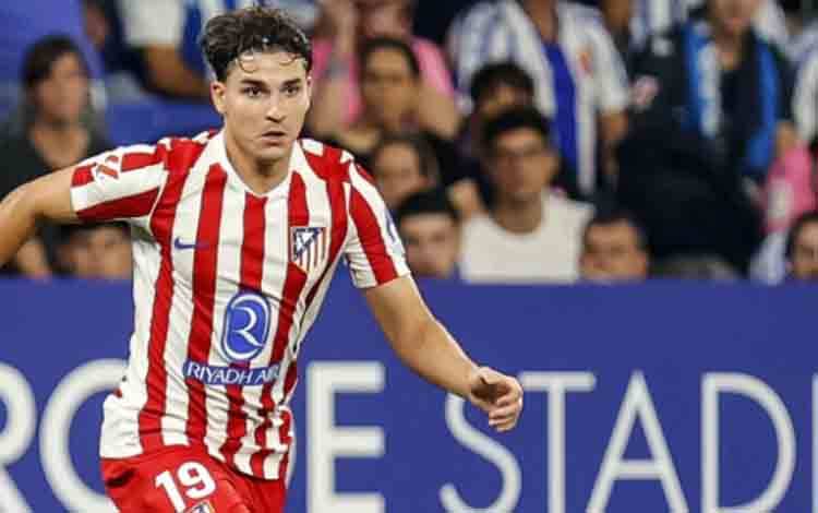 Hancko dan Julian Diragukan Tampil saat Atletico Hadapi Liverpool