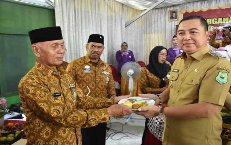 Wabup Kapuas, Dodo saat menghadiri syukuran dalam rangka memperingati hari jadi organisasi yang Ke-66 Tahun 2025, yang berlangsung di Aula PEPABRI Kapuas, Senin, 15 September 2025. (FOTO. Diskominfosantik Kapuas)