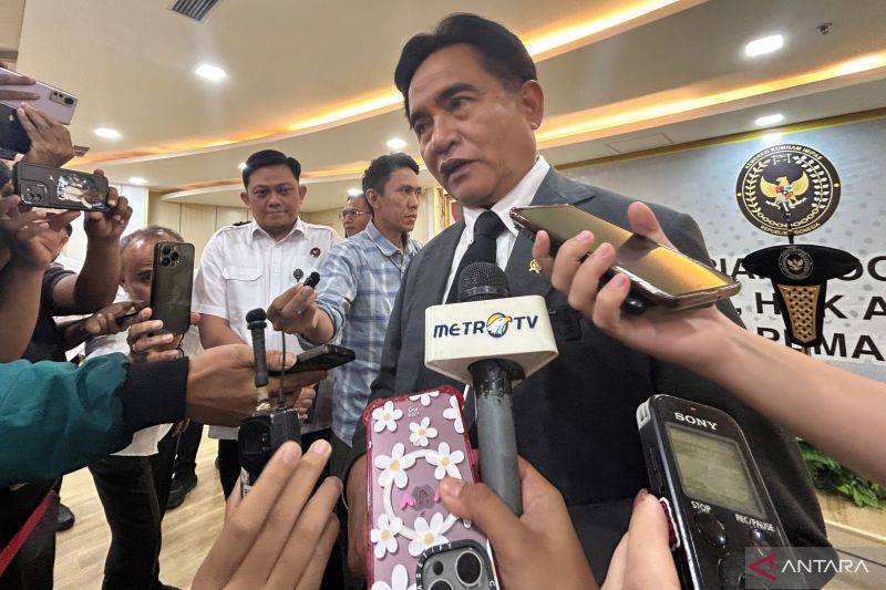 Menko Yusril Koordinasi dengan Polri Cari Tiga Orang Hilang Pascademo