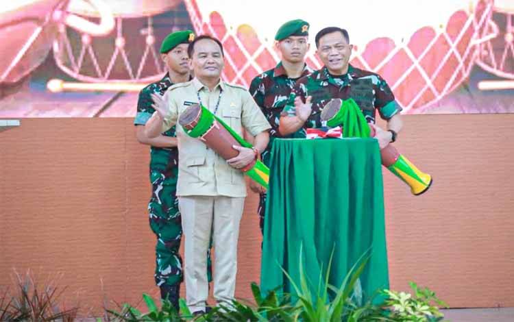 Pangdam XXII Tambun Bungai Dorong UMKM Lewat Bakti Sosial