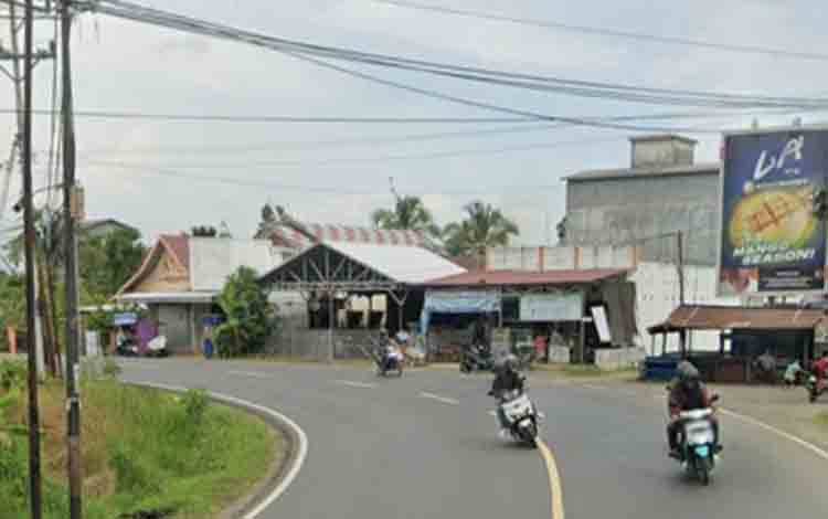 Waspada! Tikungan Tajam Anjir Mambulau di Jalan Trans Kalimantan Kapuas Hilir Rawan Kecelakaan