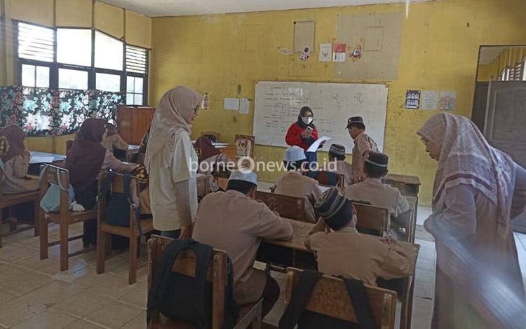 Puskesmas Anjir Serapat Gelar Skrining Kesehatan di MTsN 2 Kapuas