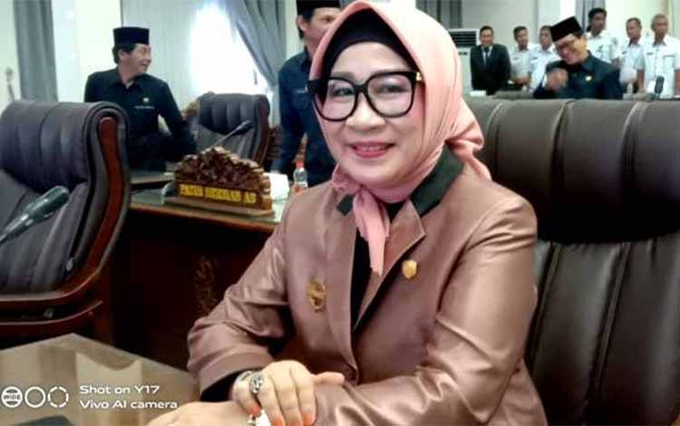 Ketua Komisi I DPRD Barito Utara Apresiasi Program Unggulan Dukcapil