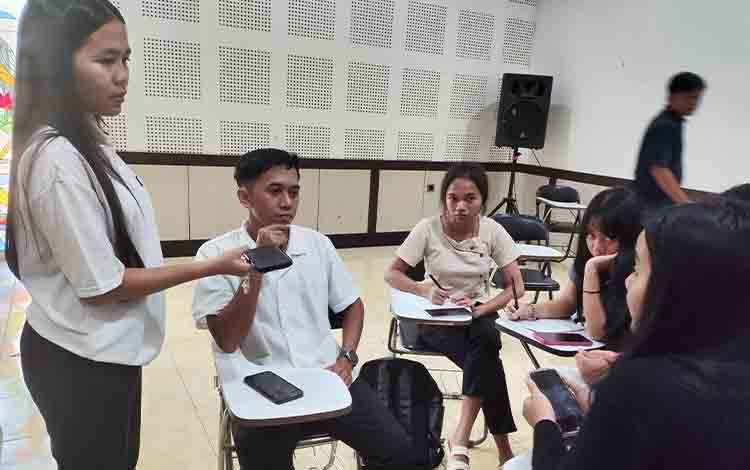 Pelatihan Menulis Berita Berbasis Teknologi: Abdi Dorong Validitas Data