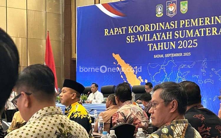 Mendagri Kembali Izinkan Kepala Daerah ke Luar Negeri Karena Situasi Membaik